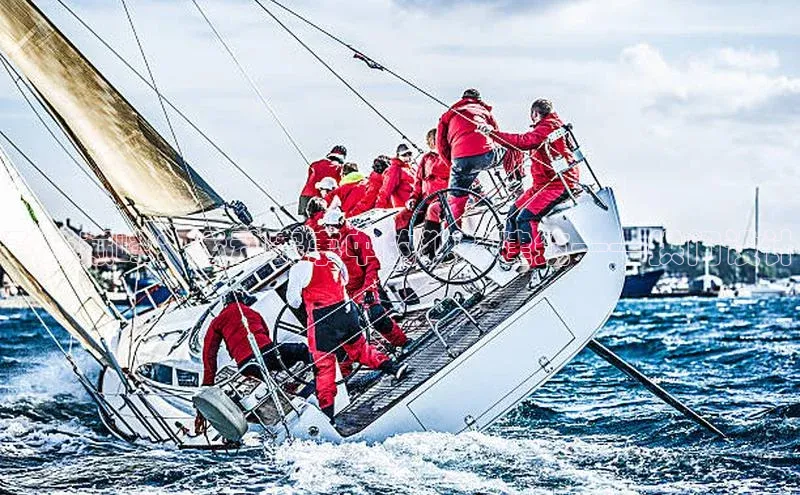 飞跃巅峰：运动赛事中的独特建筑——拱门设计